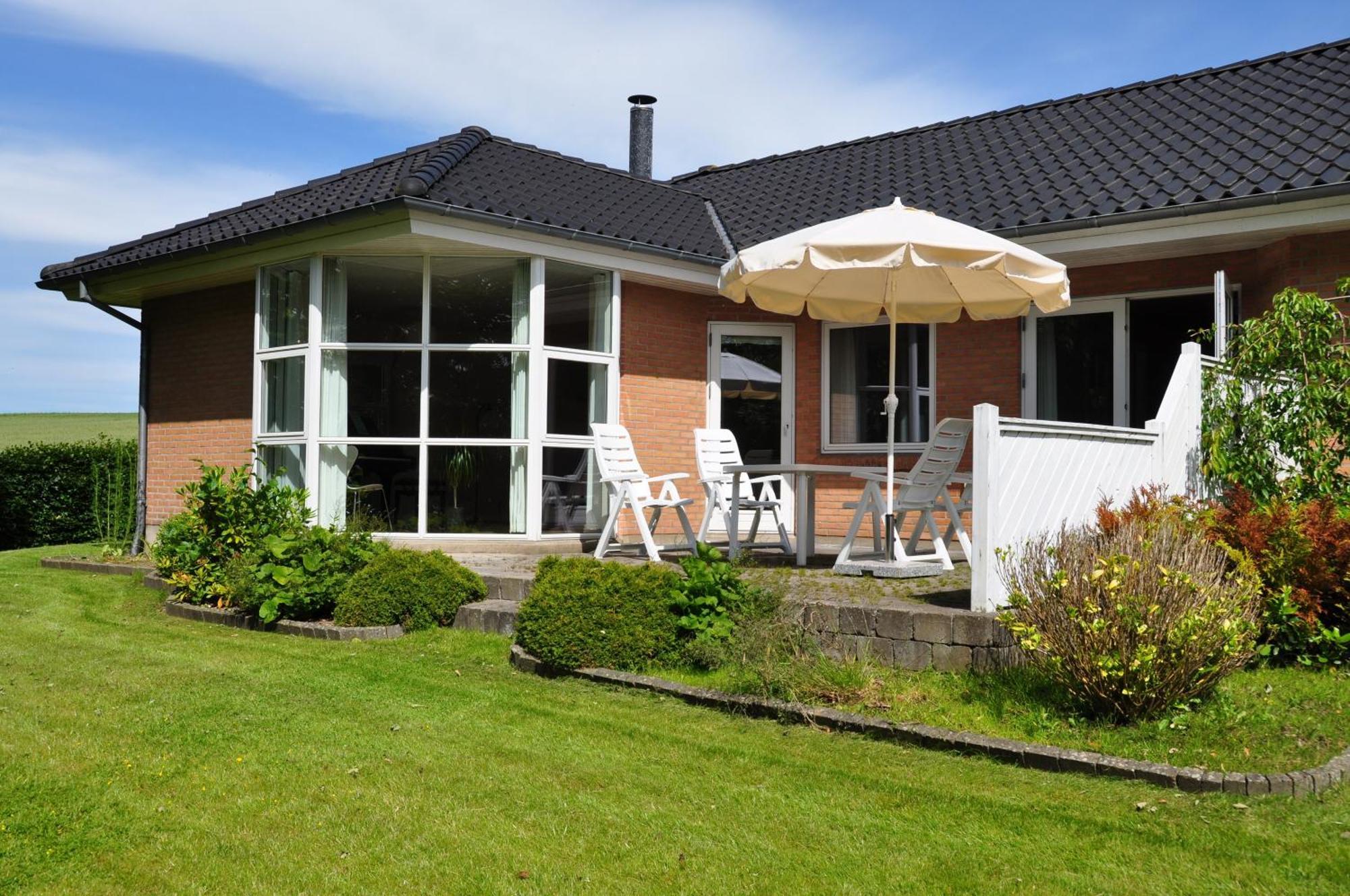 Snehvide Bed & Breakfast Bed & Breakfast Thisted Exterior photo